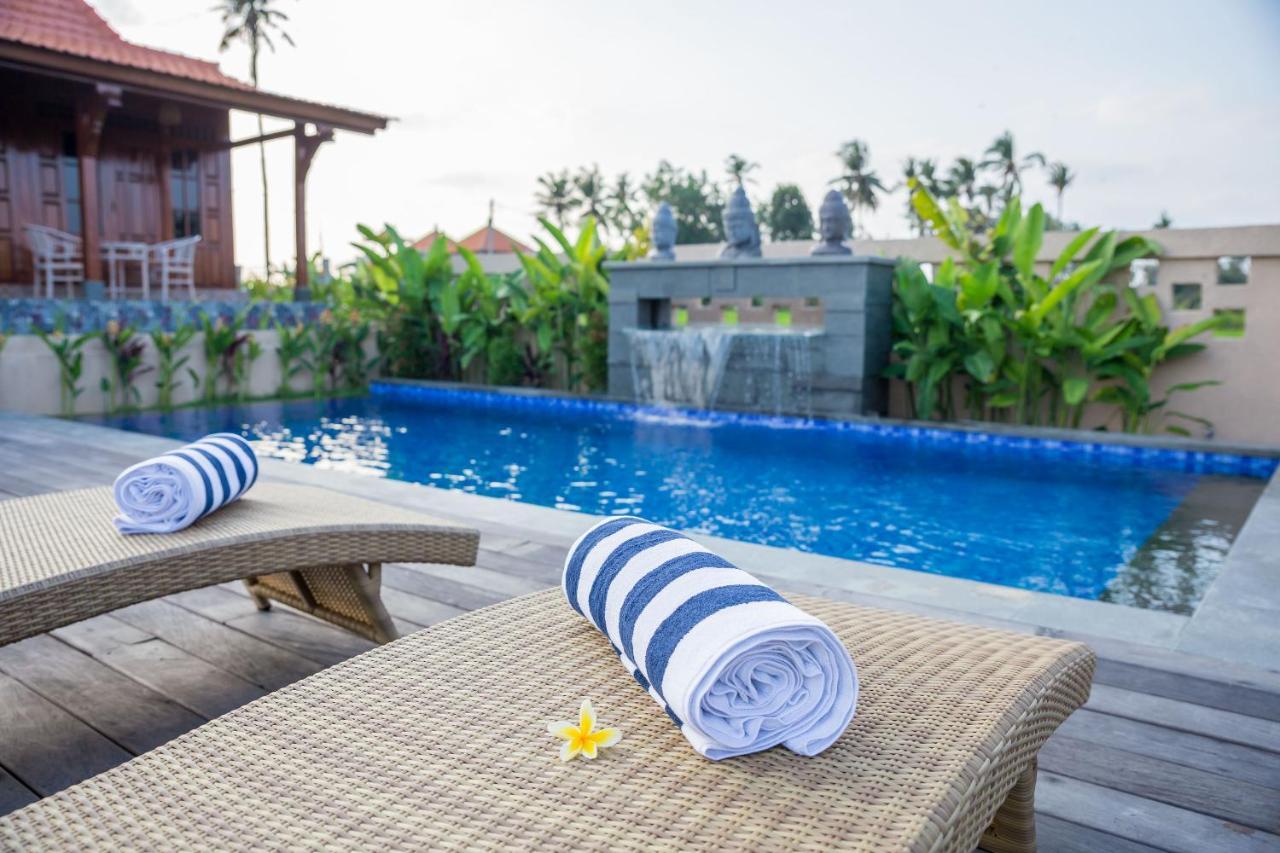 Victory Munggu Hotel Canggu Екстериор снимка