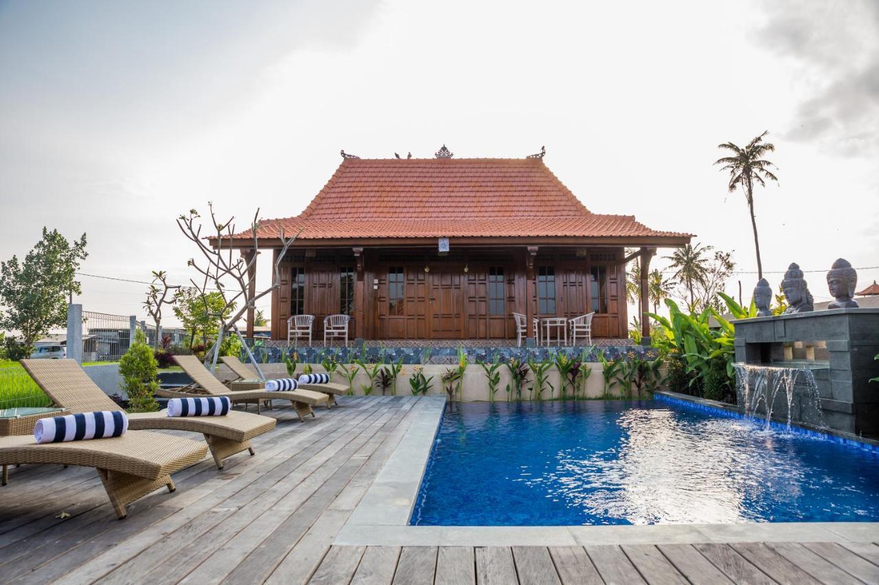 Victory Munggu Hotel Canggu Екстериор снимка