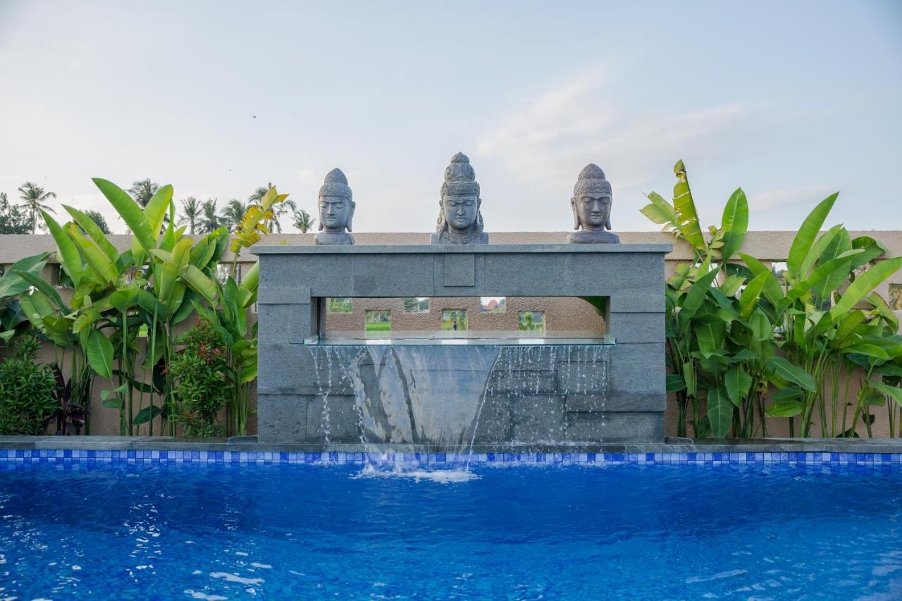 Victory Munggu Hotel Canggu Екстериор снимка