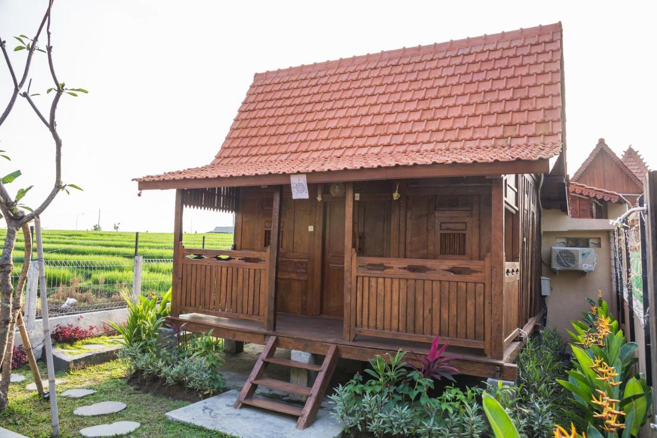 Victory Munggu Hotel Canggu Екстериор снимка